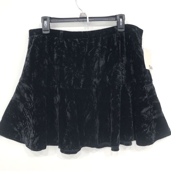 So Black Luxe Velvety Velour Pull On Peplum Mini Skirt NEW - Picture 2 of 16